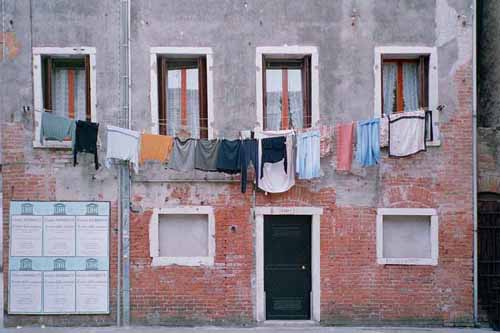 Venetian Clothesline Loading, please wait (it's worth it!) ...