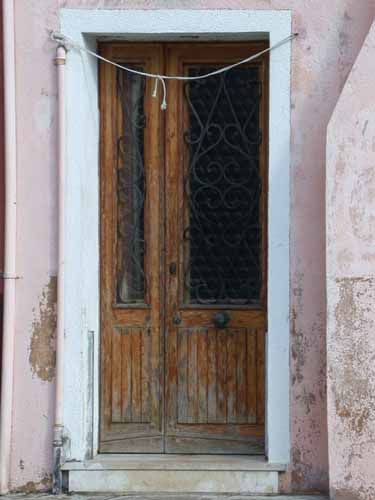 Venetian Window Loading, please wait (it's worth it!) ...