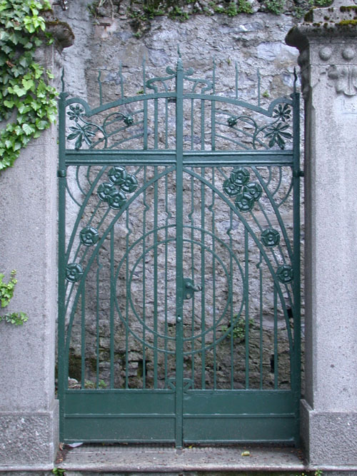 Venetian Window Loading, please wait (it's worth it!) ...