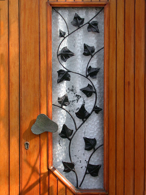 Venetian Window Loading, please wait (it's worth it!) ...