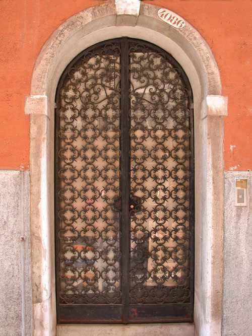 Venetian Window Loading, please wait (it's worth it!) ...