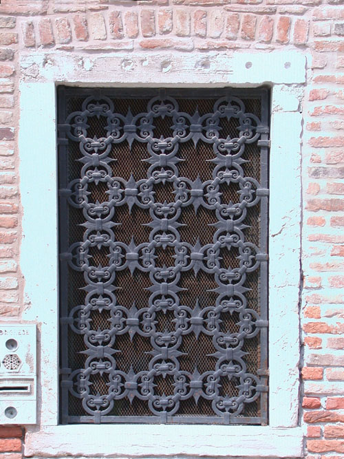Venetian Window Loading, please wait (it's worth it!) ...