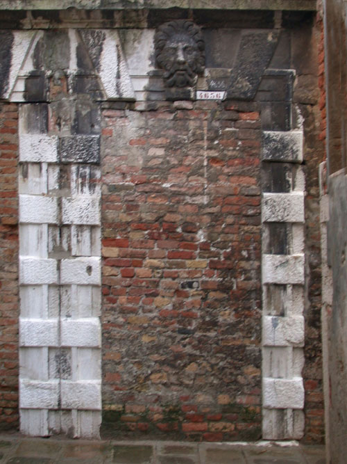 Venetian Window Loading, please wait (it's worth it!) ...